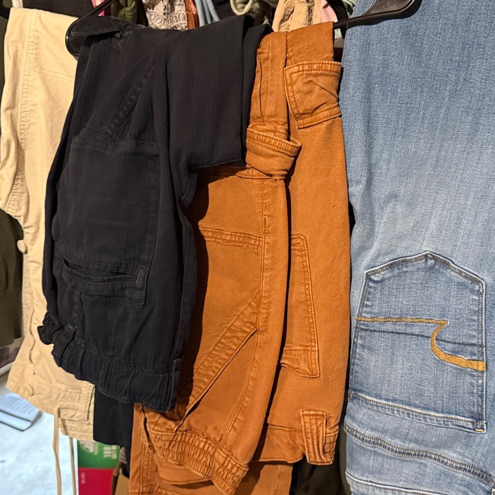 Closet Clean Out - Picture 2 of 10